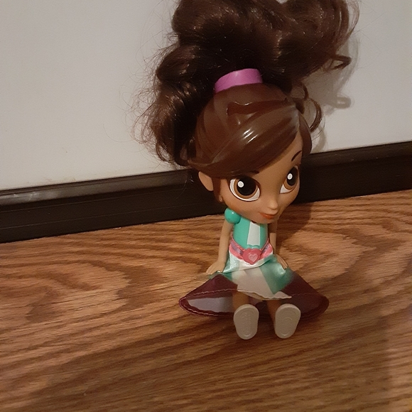 Nella the Knight Princess small doll toy - Picture 1 of 12